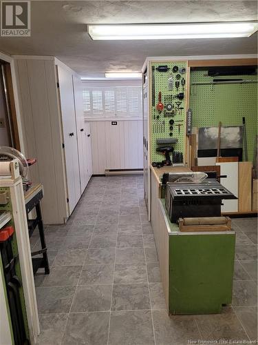 129 Helen Street, Woodstock, NB - Indoor Photo Showing Garage