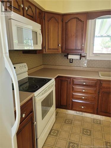 129 Helen Street, Woodstock, NB - Indoor Photo Showing Kitchen