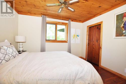 3 Howey Avenue, Norfolk, ON - Indoor Photo Showing Bedroom