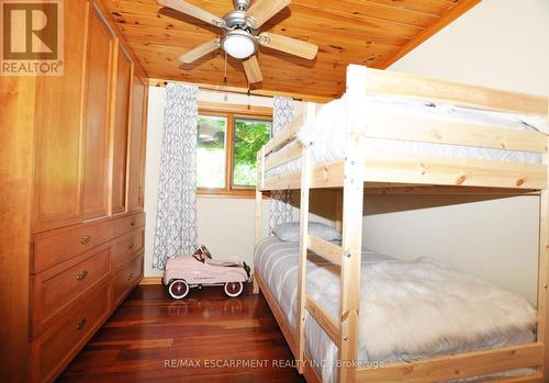 3 Howey Avenue, Norfolk, ON - Indoor Photo Showing Bedroom