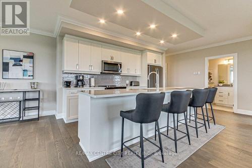 704 - 460 Callaway Road, London, ON - Indoor Photo Showing Kitchen With Upgraded Kitchen