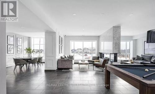 704 - 460 Callaway Road, London, ON - Indoor Photo Showing Living Room