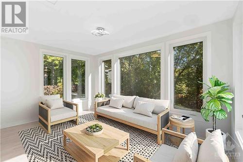 12 St Andrews Circle, Ottawa, ON - Indoor Photo Showing Living Room