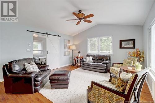 3584 127 Route, Bayside, NB - Indoor Photo Showing Living Room