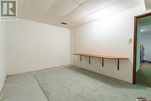 122 Penryn Crescent, Saskatoon, SK - Indoor Photo Showing Other Room