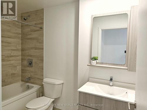 1812 - 75 Canterbury Place, Toronto, ON - Indoor Photo Showing Bathroom