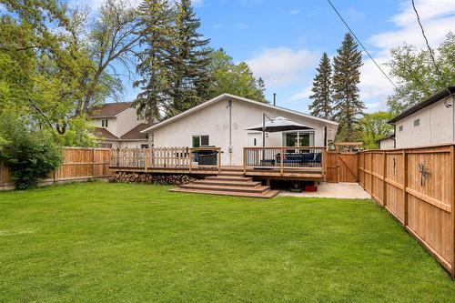 884 Vimy Road, Winnipeg, MB - Outdoor With Deck Patio Veranda With Backyard