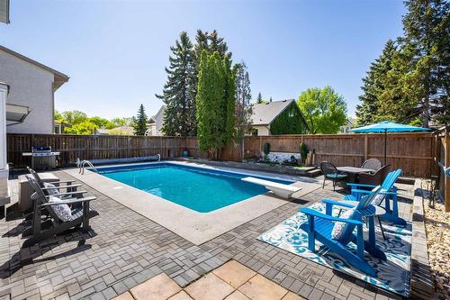 118 The Bridle Path, Winnipeg, MB - Outdoor With In Ground Pool