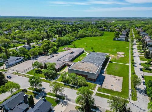 118 The Bridle Path, Winnipeg, MB - Outdoor With View