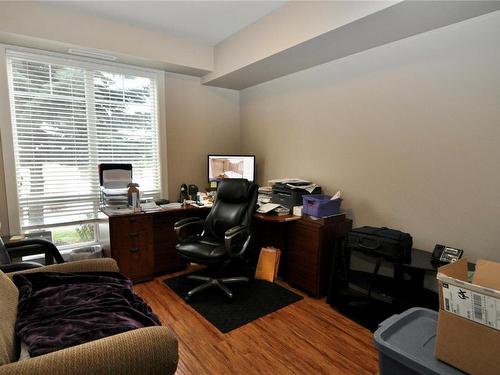 103-3550 Woodsdale Road, Lake Country, BC - Indoor Photo Showing Office