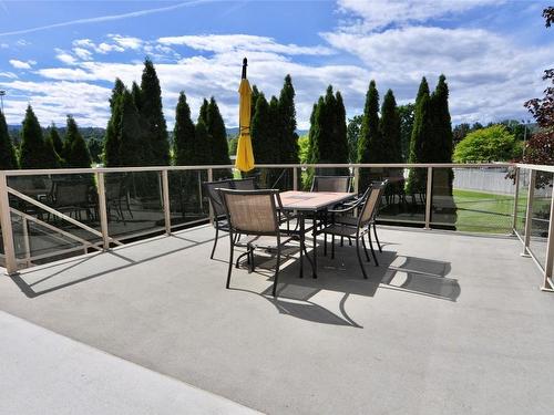 103-3550 Woodsdale Road, Lake Country, BC - Outdoor