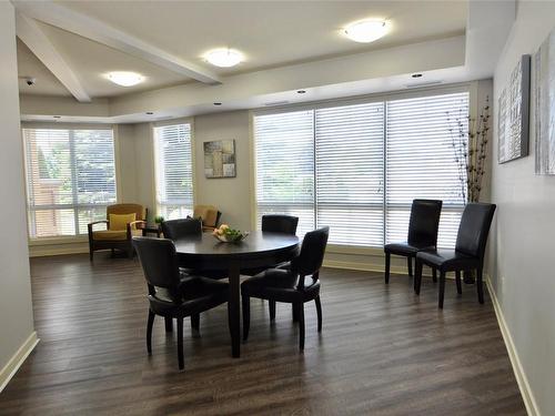 103-3550 Woodsdale Road, Lake Country, BC - Indoor Photo Showing Dining Room