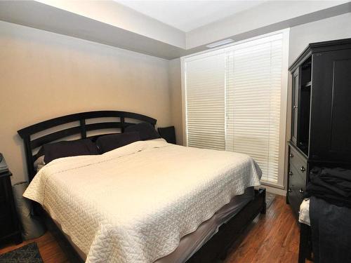 103-3550 Woodsdale Road, Lake Country, BC - Indoor Photo Showing Bedroom