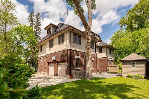 970 Wellington Cr, Winnipeg, MB 