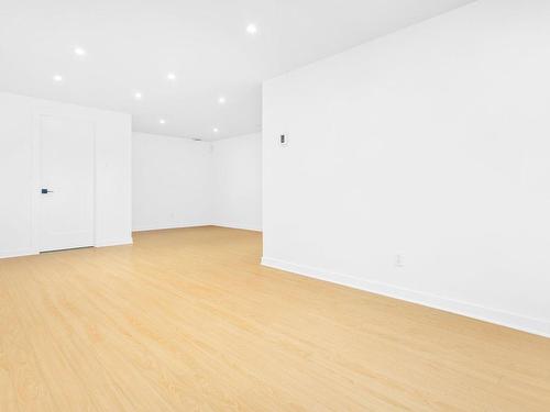 Basement - 5008Z Rue Domville, Longueuil (Saint-Hubert), QC - Indoor Photo Showing Other Room