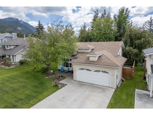 1512 Fir Crescent, Golden, BC - Outdoor