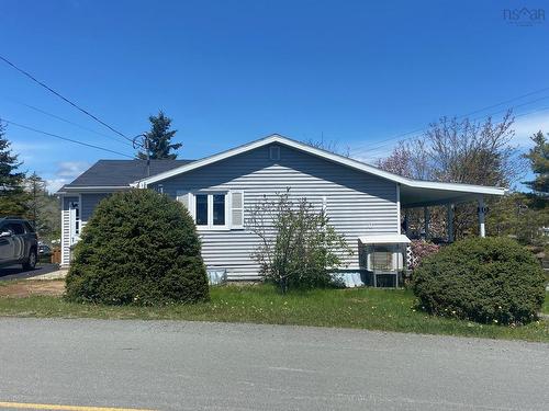 10 Lakeview Drive, St. Peter'S, NS 