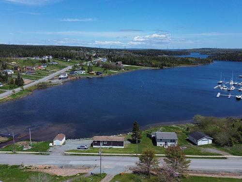 10 Lakeview Drive, St. Peter'S, NS 