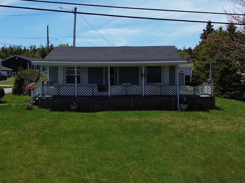 10 Lakeview Drive, St. Peter'S, NS 