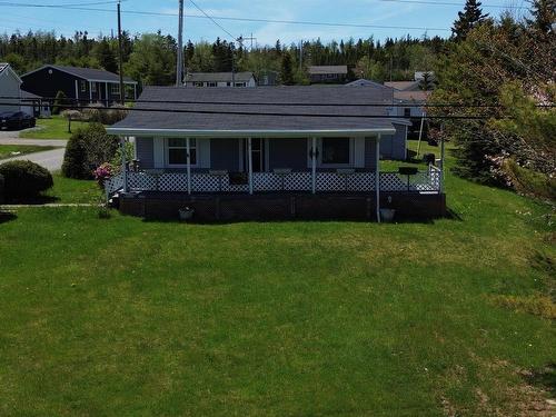 10 Lakeview Drive, St. Peter'S, NS 