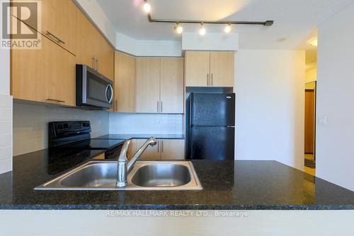 1222 - 50 Clegg Road, Markham, ON - Indoor Photo Showing Kitchen With Double Sink