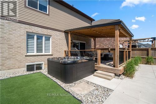 106 Spruce Crescent, Welland, ON - Outdoor With Deck Patio Veranda With Exterior