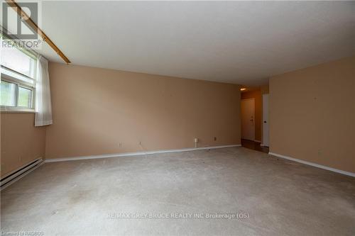 203 - 860 9Th Street E, Owen Sound, ON - Indoor Photo Showing Other Room