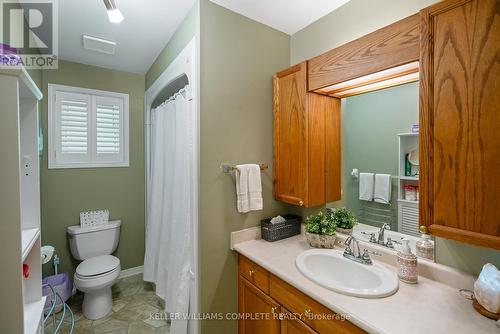 3534 Dominion Road, Fort Erie, ON - Indoor Photo Showing Bathroom