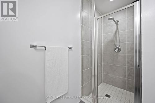 524 - 10 Rouge Valley Drive W, Markham, ON - Indoor Photo Showing Bathroom