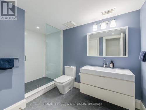 33 Blythwood Road, Toronto, ON - Indoor Photo Showing Bathroom