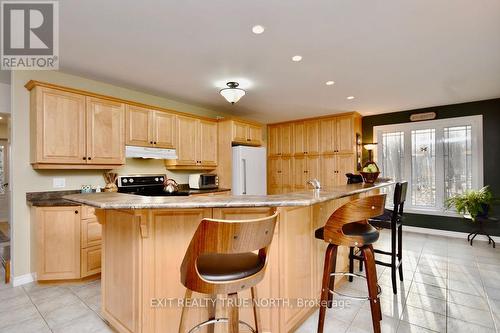 1400 Everton Road, Midland, ON - Indoor Photo Showing Kitchen