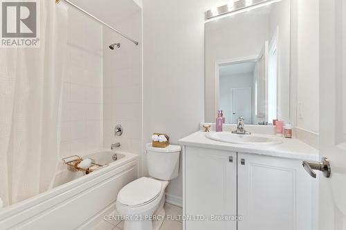 2137 Coppermine Street, Oshawa, ON - Indoor Photo Showing Bathroom