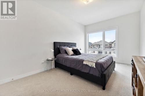 2137 Coppermine Street, Oshawa, ON - Indoor Photo Showing Bedroom