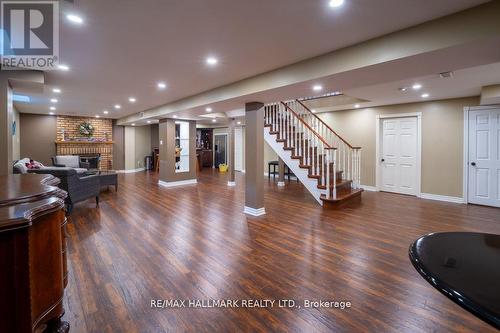 59 Oatlands Crescent, Richmond Hill, ON - Indoor