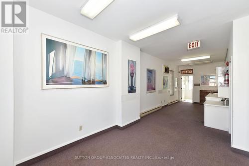 157 Gerrard Street E, Toronto, ON - Indoor Photo Showing Other Room