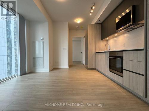 2003 - 8 Widmer Street, Toronto, ON - Indoor Photo Showing Kitchen