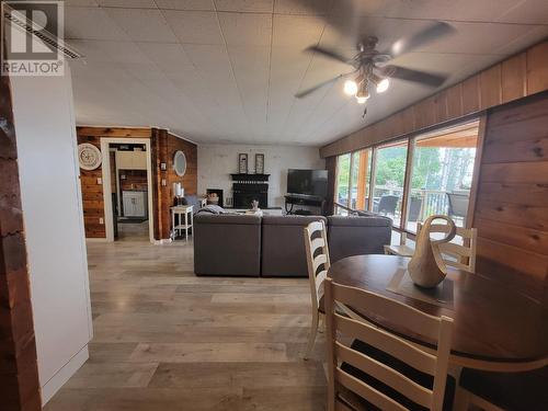 6503 Lakeshore Drive, Moberly Lake, BC - Indoor