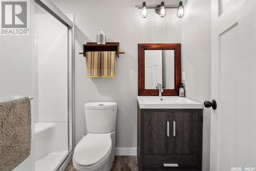 211 Meadows Boulevard, Saskatoon, SK - Indoor Photo Showing Bathroom