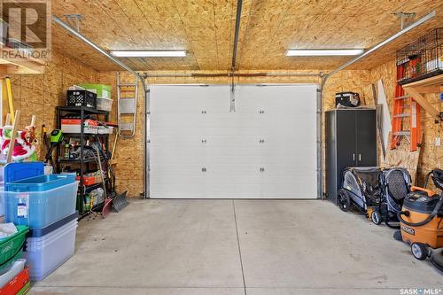 211 Meadows Boulevard, Saskatoon, SK - Indoor Photo Showing Garage
