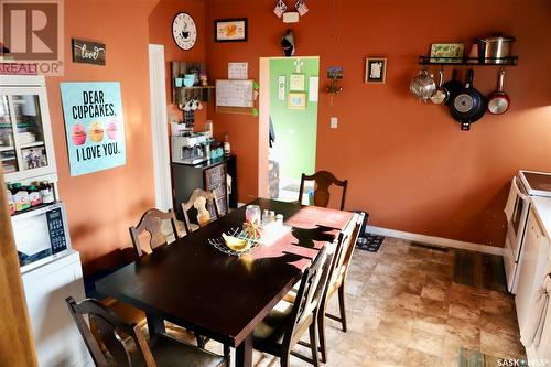 303 5Th Avenue E, Shellbrook, SK - Indoor Photo Showing Dining Room