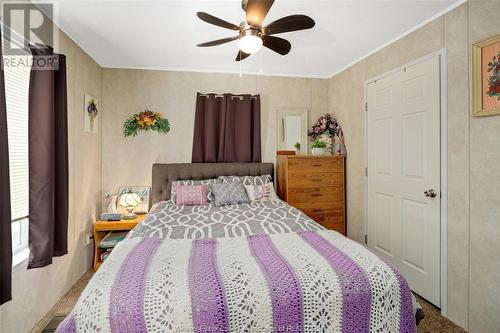 709 Heritage Road Unit# 15, Kingsville, ON - Indoor Photo Showing Bedroom