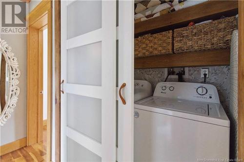 10252 Route 105, Beechwood, NB - Indoor Photo Showing Laundry Room