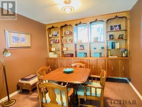 1515 West Street, Hearst, ON - Indoor Photo Showing Dining Room