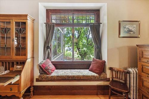 702 Mill Street, Nelson, BC - Indoor Photo Showing Bedroom