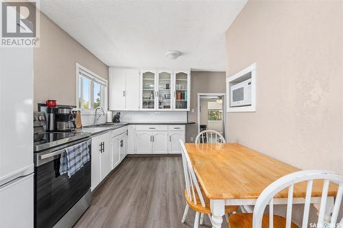 806 Stadacona Street W, Moose Jaw, SK - Indoor