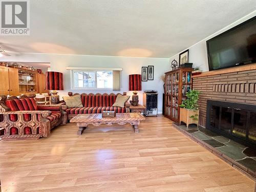 9405 Spartan Drive, Osoyoos, BC - Indoor Photo Showing Living Room With Fireplace