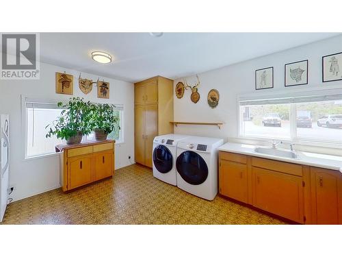 9405 Spartan Drive, Osoyoos, BC - Indoor Photo Showing Laundry Room