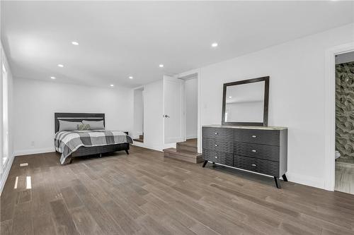56 Frederick Avenue, Hamilton, ON - Indoor Photo Showing Bedroom