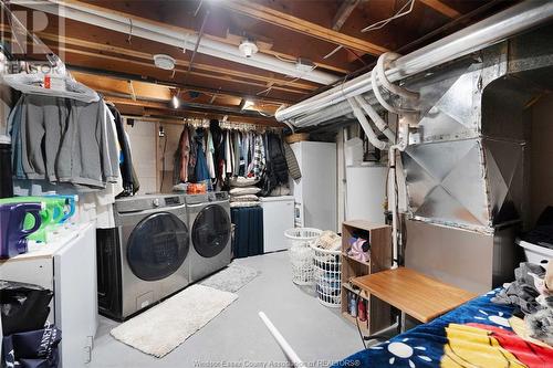 1019 Matthew Brady, Windsor, ON - Indoor Photo Showing Laundry Room
