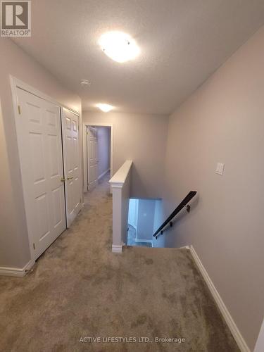 135 Stonebrook Way, Grey Highlands (Markdale), ON - Indoor Photo Showing Other Room